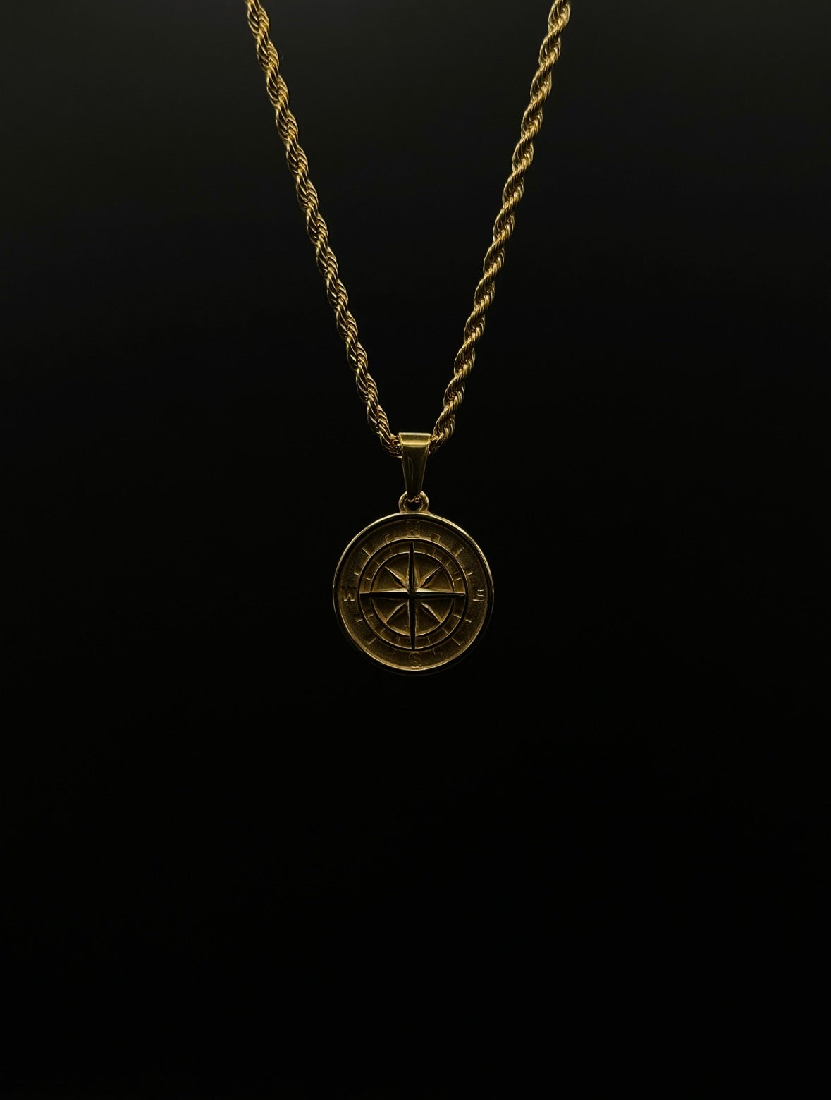 Astra Polaris Pendant